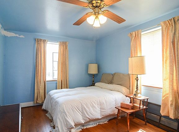 5th image of 204 E Olive Ave