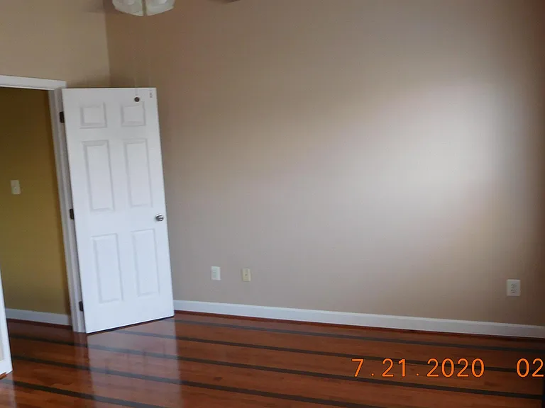 En-suite Pic2