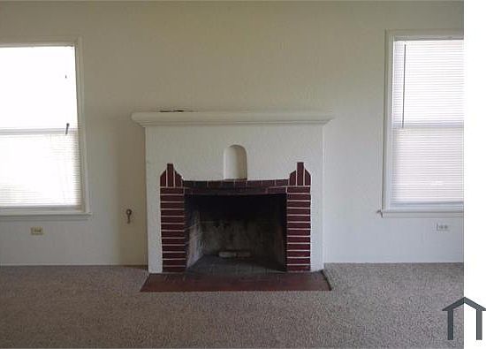 4th image of 74 E Andrews Ave