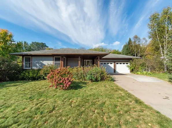 798 Bluff View Lane, Chippewa Falls, WI 54729