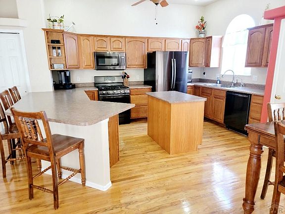 4th image of 4110 Siegel Way