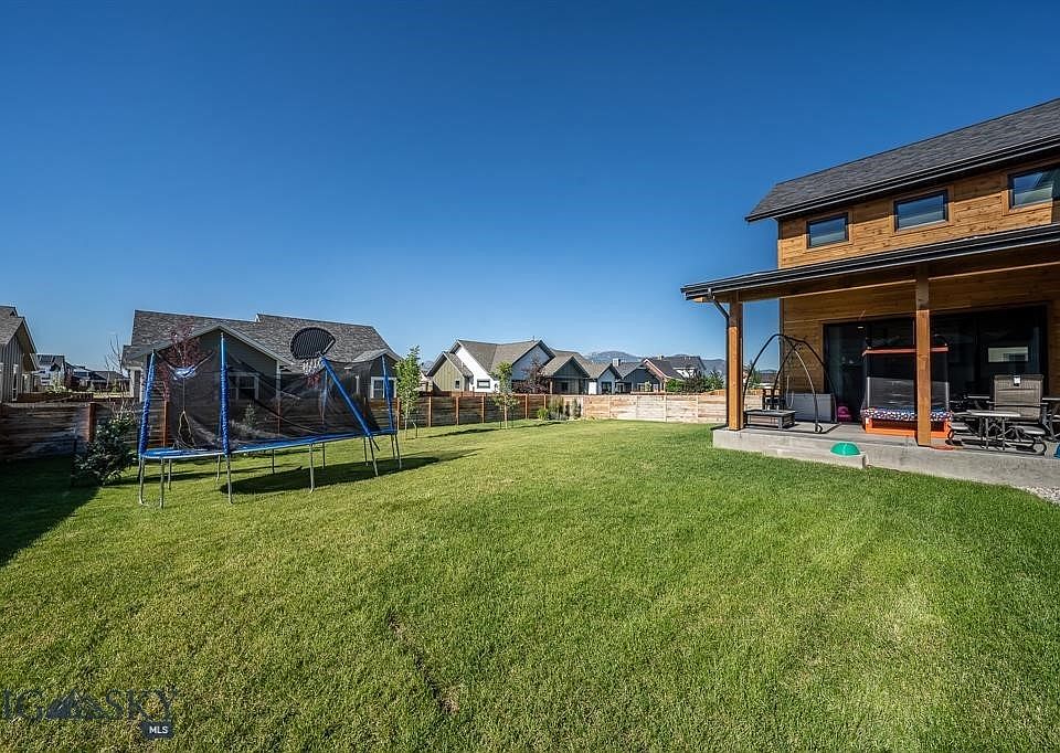 2nd image of 4143 Moonstone Dr