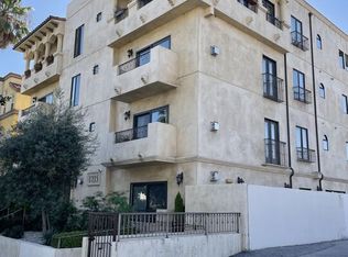 1215 Armacost Ave APT 302, Los Angeles, CA 90025