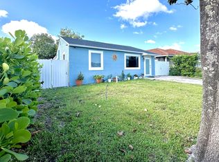946 Mcintosh Street, West Palm Beach, FL 33405