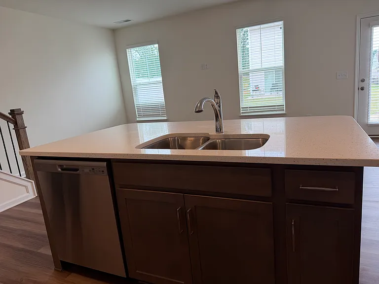 6 Waller Dr #216 — Photo 5