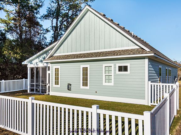7th image of this home
