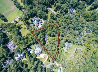 777 Fairfield Rd NW, Atlanta, GA 30327