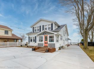 7745 Lakeview Dr, Lexington, MI 48450