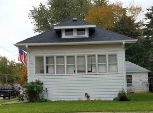 427 N 12th St, Rochelle, IL 61068