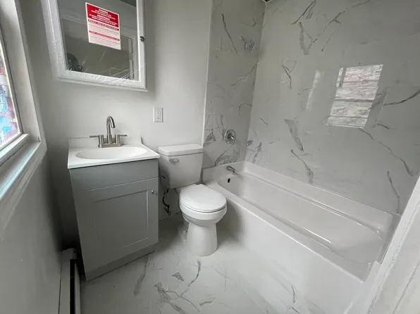 508 Palmer St APT 1, Fall River, MA 02721
