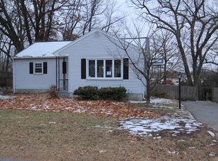 44 Fairhaven Dr, Springfield, MA 01151