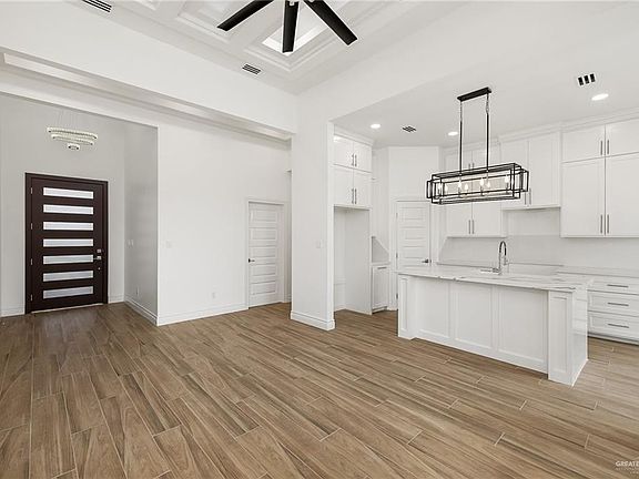 2nd image of 1807 Jared Dr
