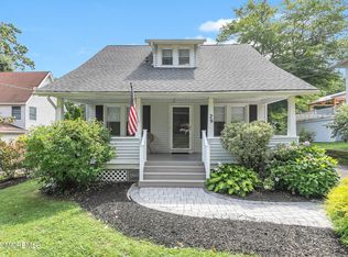 29 Tindall Road, Middletown, NJ 07748