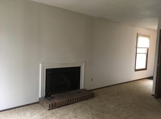 5721 W Ridgecrest Dr APT 104, Peoria, IL 61615