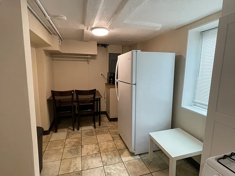 3008 West St #3 — Photo 5