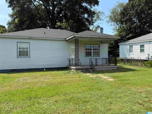 1112 Highway Dr, Oxford, AL 36203