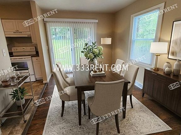 4th image of 8405 E 85th St