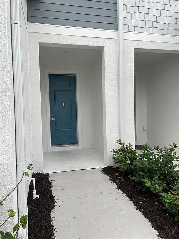 3 bed, 2.5 bath, 2178 sqft, $2,000 — Photo 3
