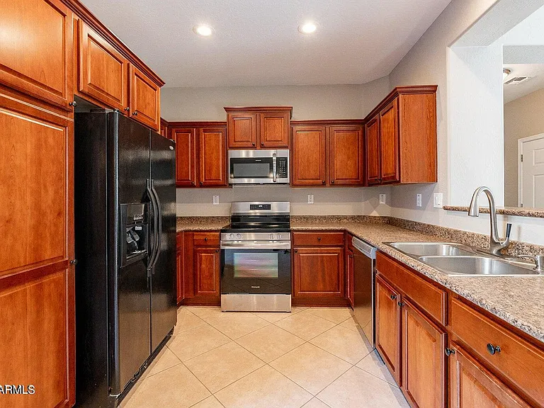 3653 W Bryce Ct — Photo 5