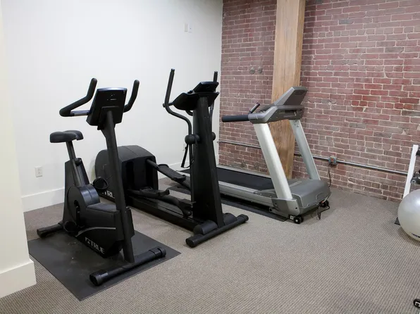The Lofts at Waterfront Place, 311 SW Water St Ste 404, Peoria, IL 61602