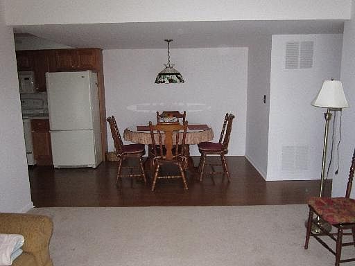 4th image of 5300 S Walnut Ave #19B