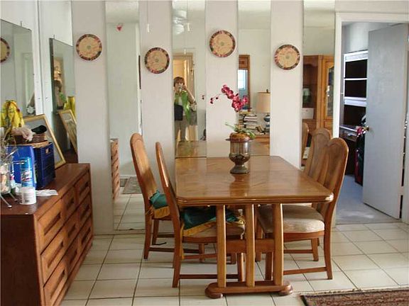 4th image of 2851 Leonard Dr APT J401
