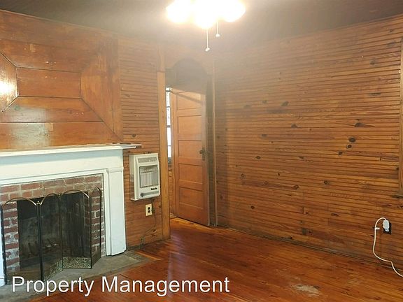 3rd image of 4 Southwood Dr