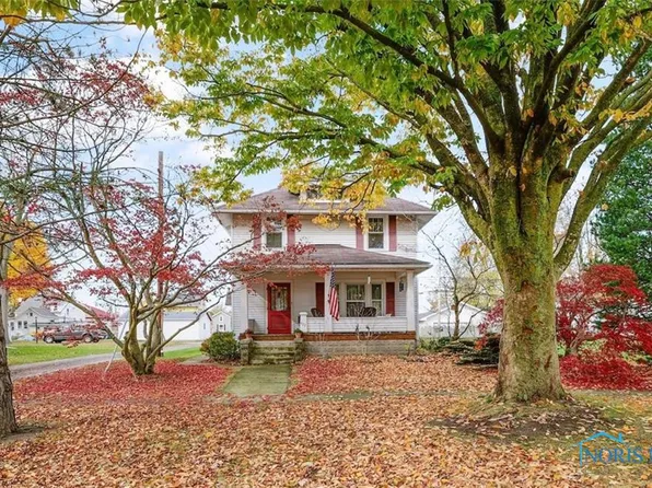 422 6th St, Fremont, OH 43420