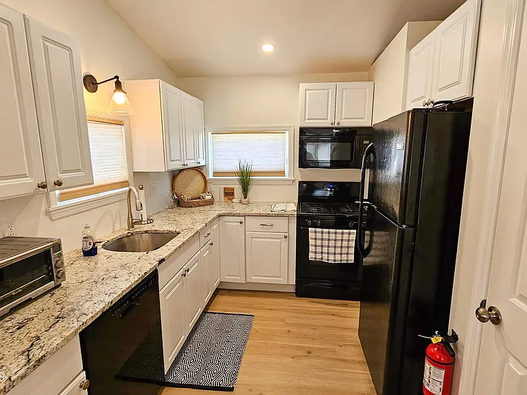 52 Nancy Dr — Photo 19
