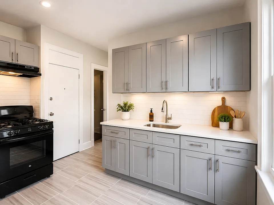 41-43 42nd St #3RC