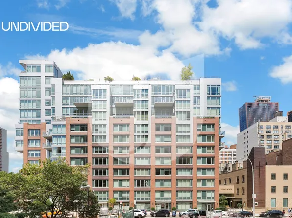 303 East 33rd Street image 16 of 16