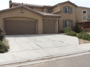 9135 Seal Beach Dr, Hesperia, CA 92344