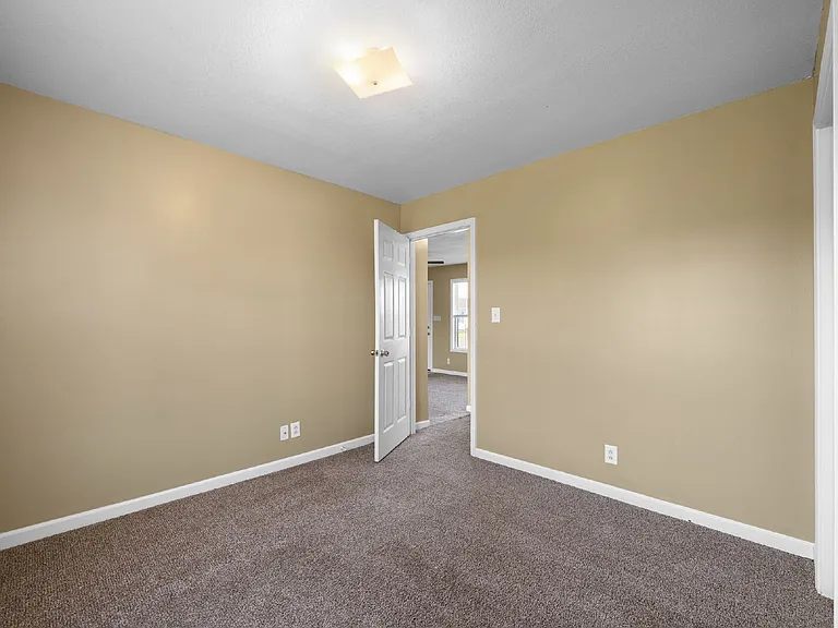 521 Gainey Dr — Photo 23