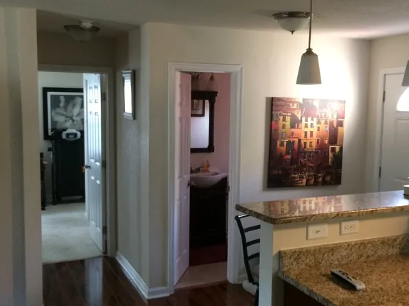 6508 Whitehorn Dr, Norfolk, VA 23513