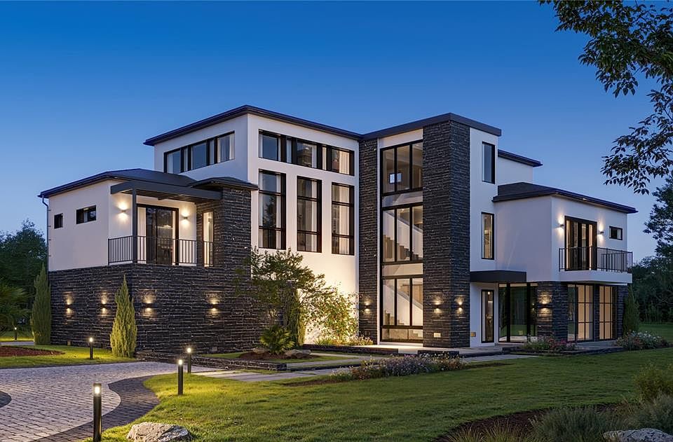 1st image of 7845 Marsh Pointe Dr
