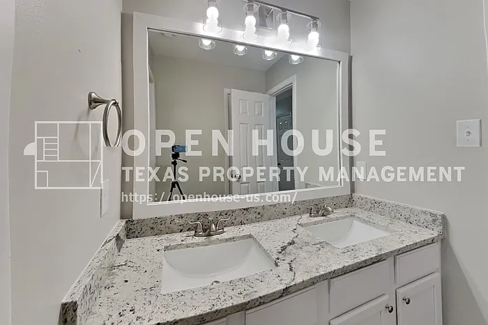 19518 Kadabra Dr — Photo 17
