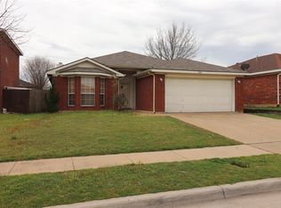 2367 Stagecoach St, Fort Worth, TX 76133