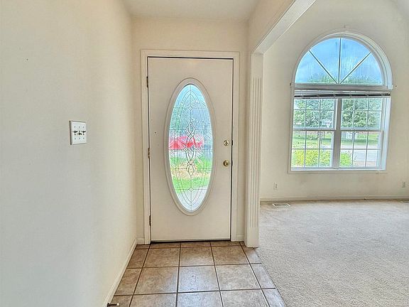 2nd image of 8433 Countrywood Ct