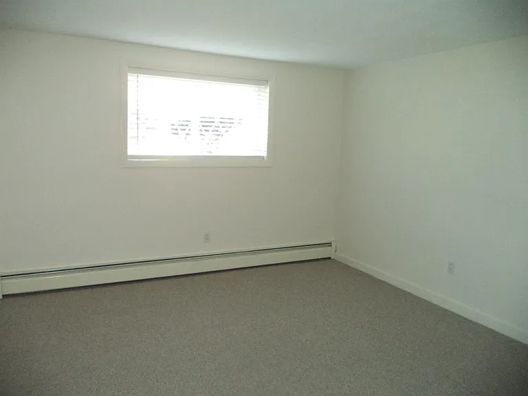 3 Pembroke Dr #5 — Photo 6