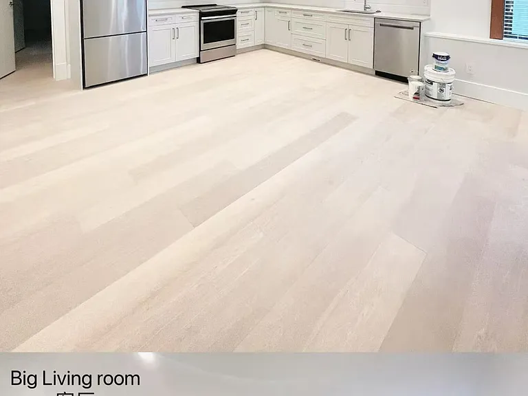 2320 Queens Ave — Photo 16
