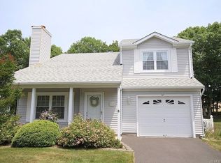 37 Dogwood Dr, Barnegat, NJ 08005