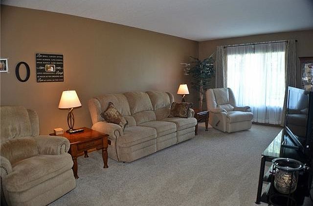 2nd image of 6730 5th Ave