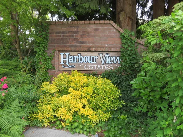 1895 Yukon Ave, Pt Coquitlam, BC V3C 5B6