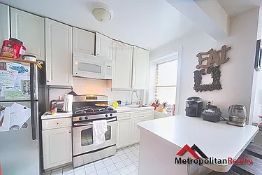 Rented by Metropolitan Realty