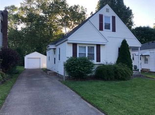 210 Bellfield Ave, Elyria, OH