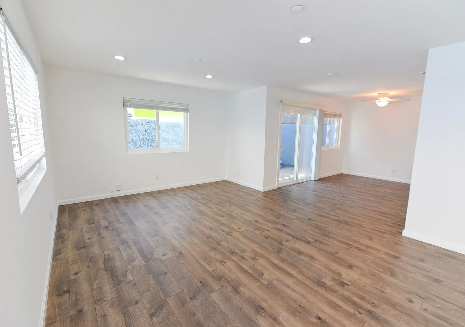 257 Avenida Victoria — Photo 3