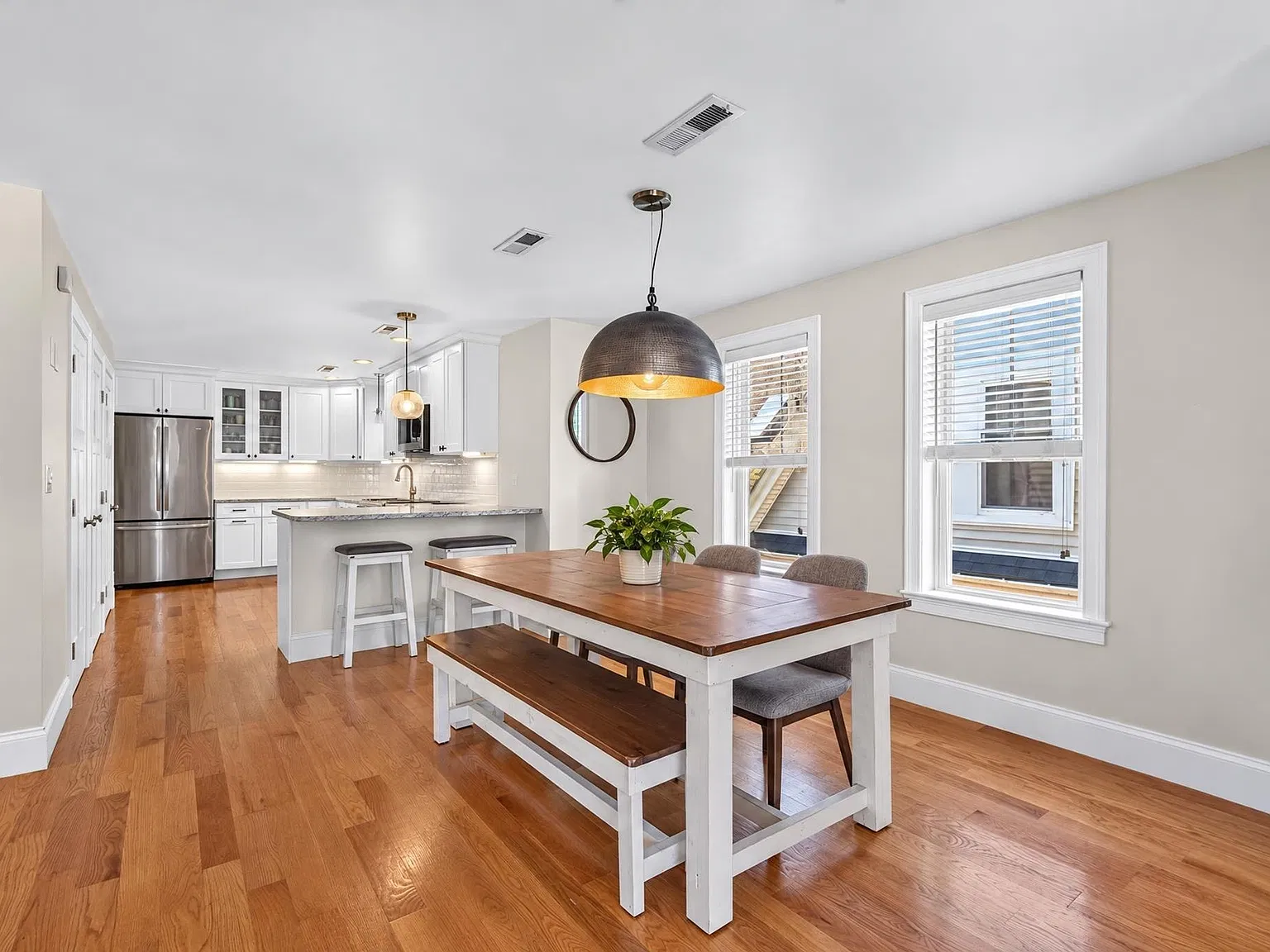 2 bed, 1.5 bath, 1000 sqft, $2,900 — Photo 4