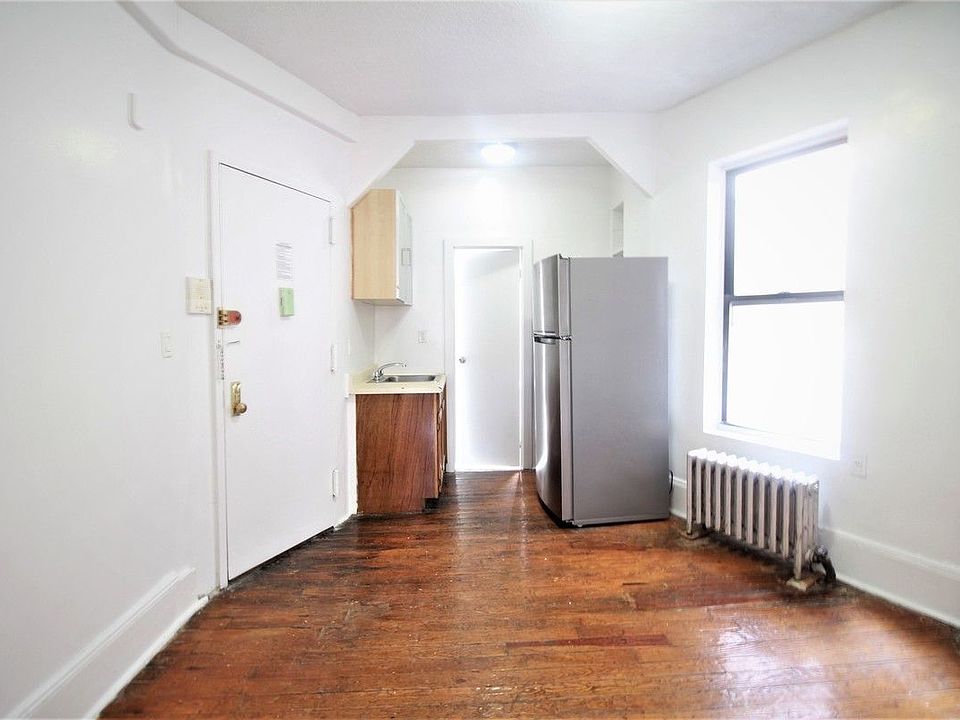 1st image of 1726 Amsterdam Ave APT 4A