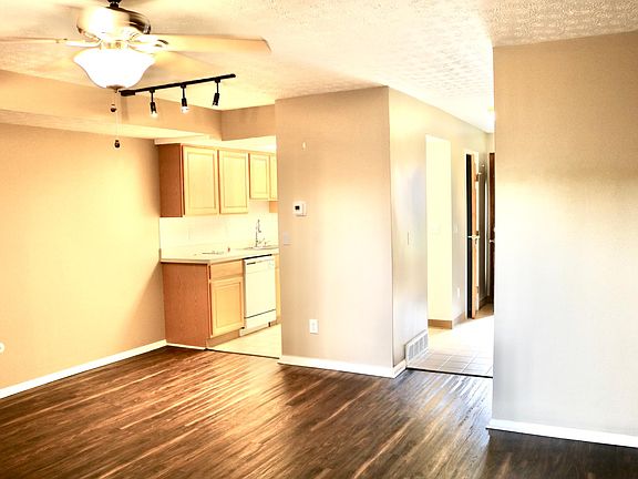 5th image of 106 Lancelot Ln