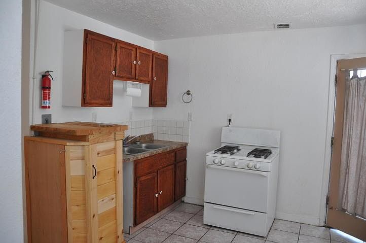 1st image of 225 Smith Ave SE #B